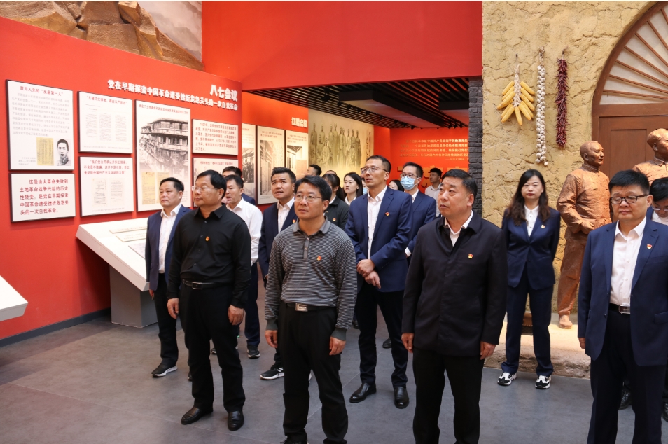 集團組織開展第二批警示教育活動...